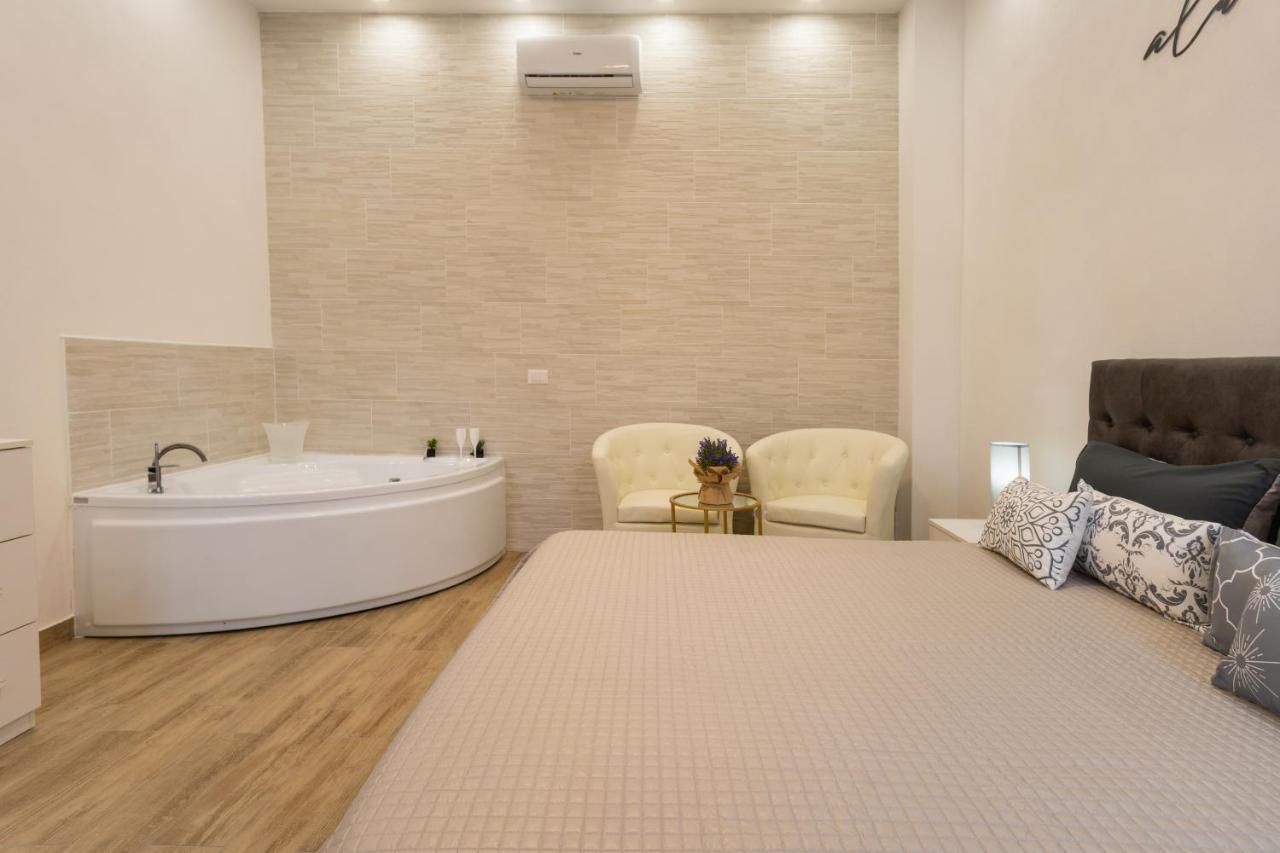 Ilioneo Appartement *